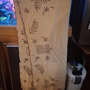 Vintage Tablecloth Needlepoint Embroidery 64 X 48 BEAUTIFUL LQQK!!!